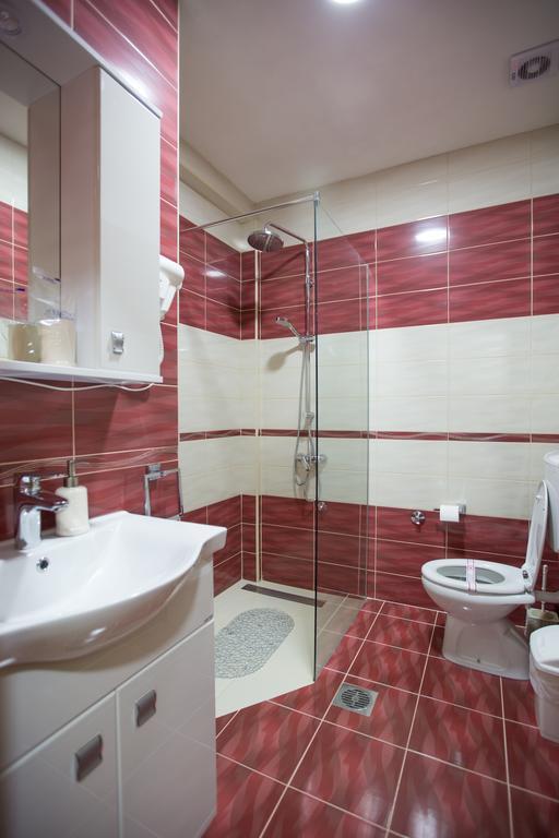 Apartmani Mg Nikšić Esterno foto