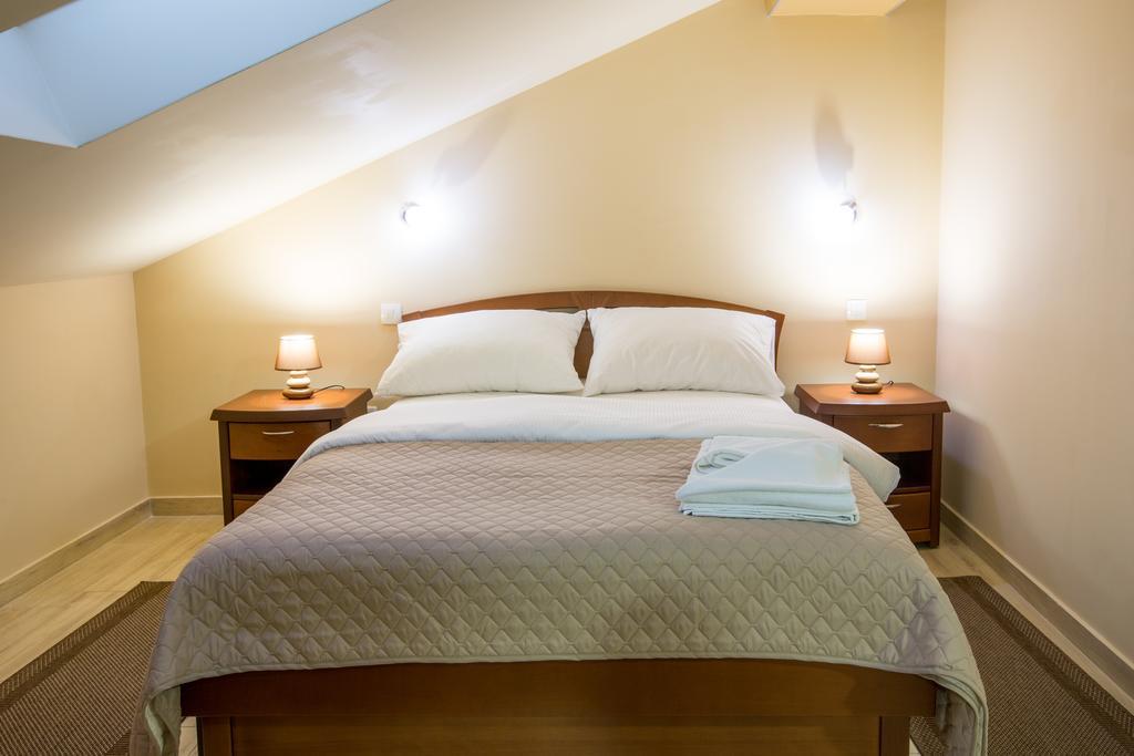 Apartmani Mg Nikšić Esterno foto